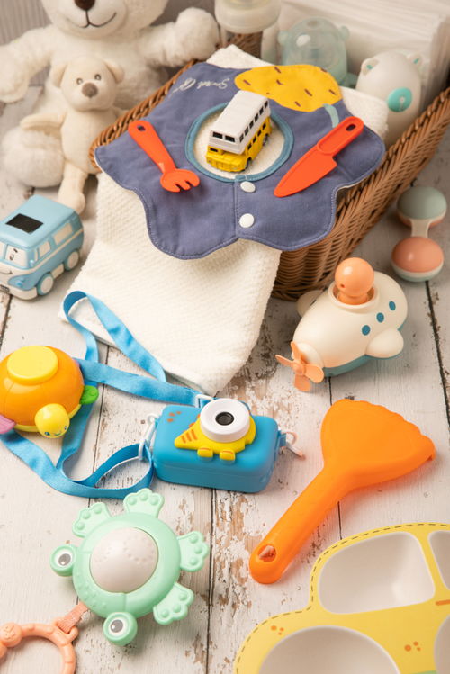 餐具玩具宝宝用品61六一儿童节物品摄影图 摄影