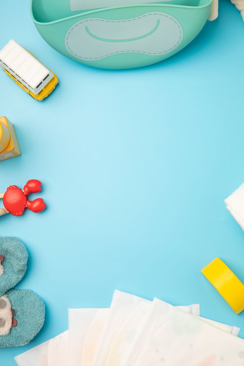 蓝色温馨儿童用品母婴用品摄影图 st摄影