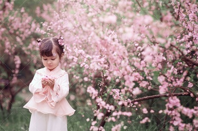 蓝鲸儿童摄影|外景花海拍摄