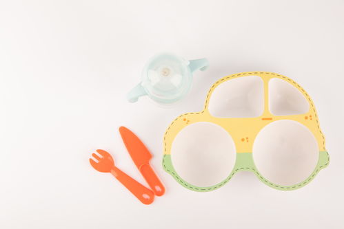 清新可爱儿童餐具母婴用品摄影图 st摄影